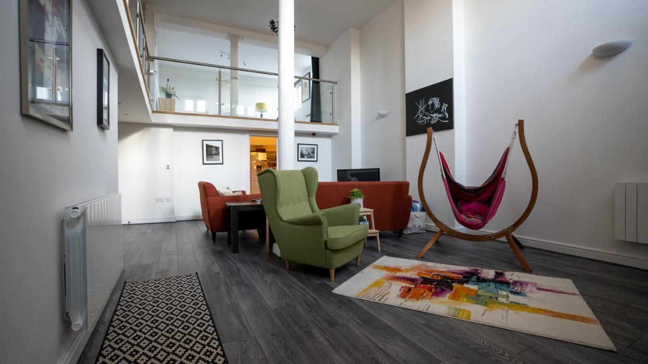 Stunning Mezzanine Apartment Near City Centre Cardiff Exteriér fotografie
